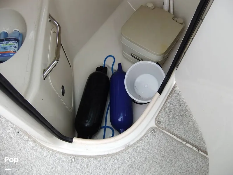 Slide: The Image of Sea Ray 240 Sundeck 2005 - 13269429