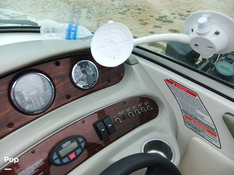 Slide: The Image of Sea Ray 240 Sundeck 2005 - 13269446