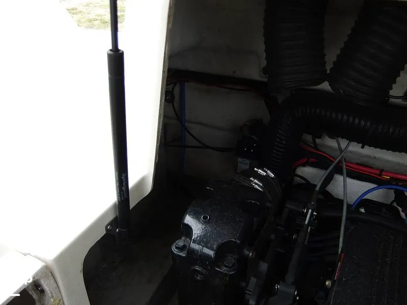 Slide: The Image of Sea Ray 240 Sundeck 2005 - 13269466