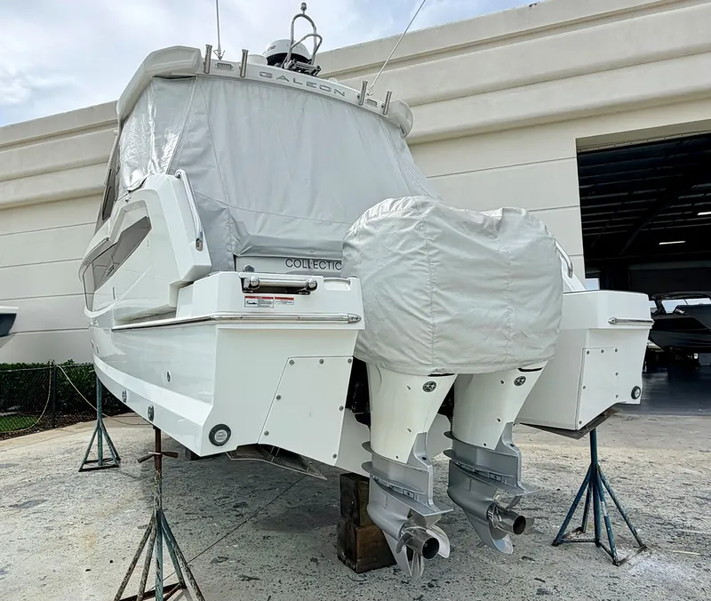 Slide: The Image of Galeon 325 GTO 2023 - 42