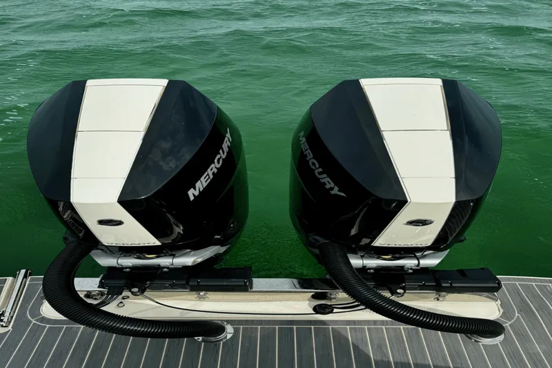 Slide: The Image of Scout 305 LXF 2025 - 61