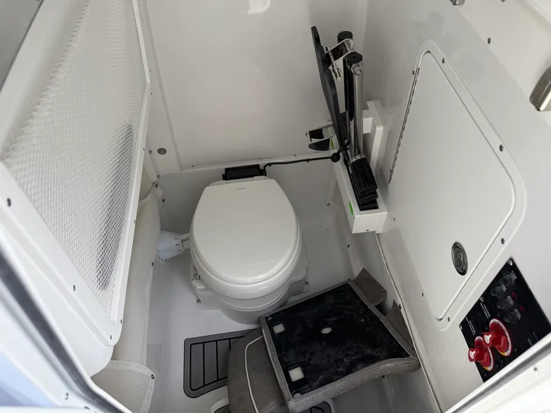 Slide: The Image of Sea Hunt Gamefish 27 CB 2025 - 10