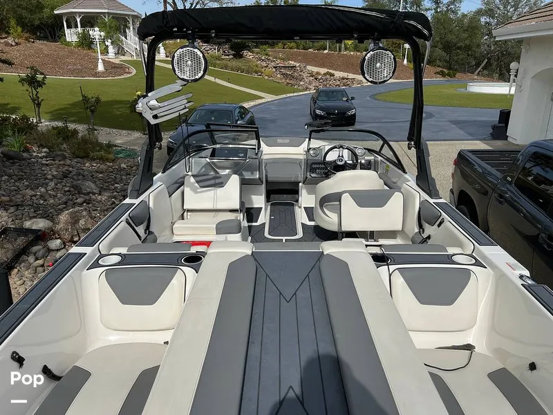 The Image of Heyday Wake Boats WT Surf 2019 - 13303371