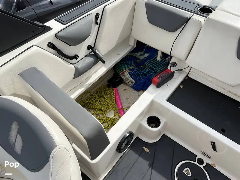 Slide: The Image of Heyday Wake Boats WT Surf 2019 - 13303360