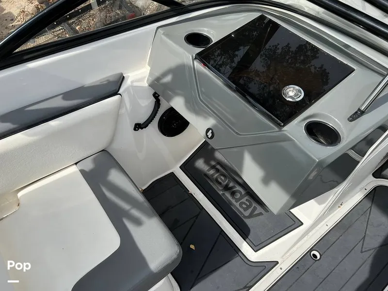 Slide: The Image of Heyday Wake Boats WT Surf 2019 - 13303361