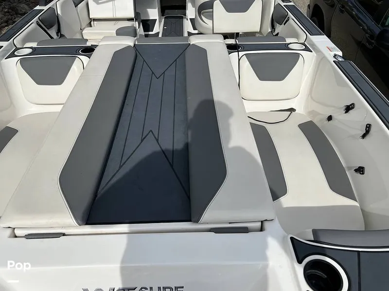 Slide: The Image of Heyday Wake Boats WT Surf 2019 - 13303370