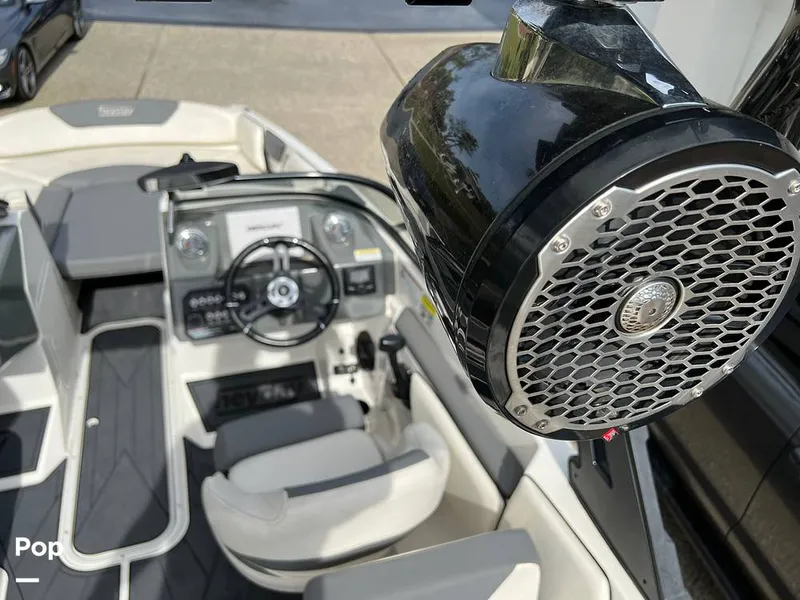 Slide: The Image of Heyday Wake Boats WT Surf 2019 - 13303372