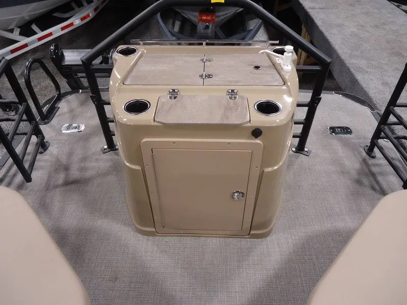 Slide: The Image of Starcraft Marine SLS 3 RL 2026 - 13