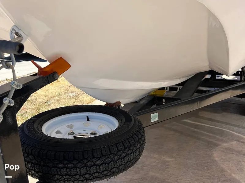 Slide: The Image of Boston Whaler 170 Montauk 1980 - 13539560