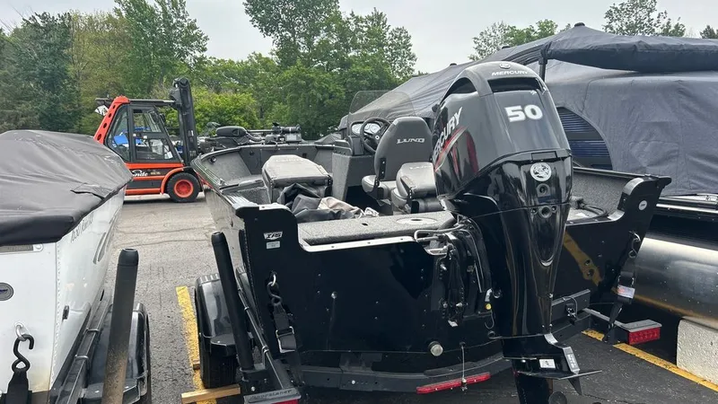 Slide: The Image of Lund 1650 Rebel XL SS 2022 - 5