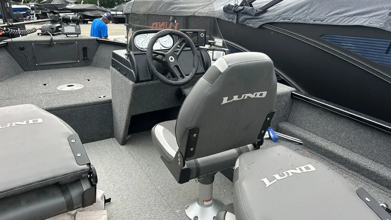 Slide: The Image of Lund 1650 Rebel XL SS 2022 - 6