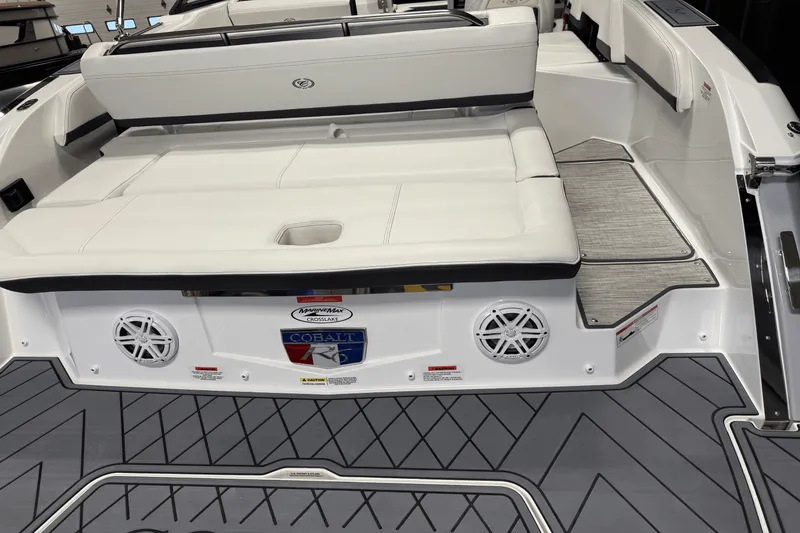 Slide: The Image of Cobalt R6 2025 - 10