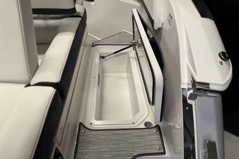 Slide: The Image of Cobalt R6 2025 - 15