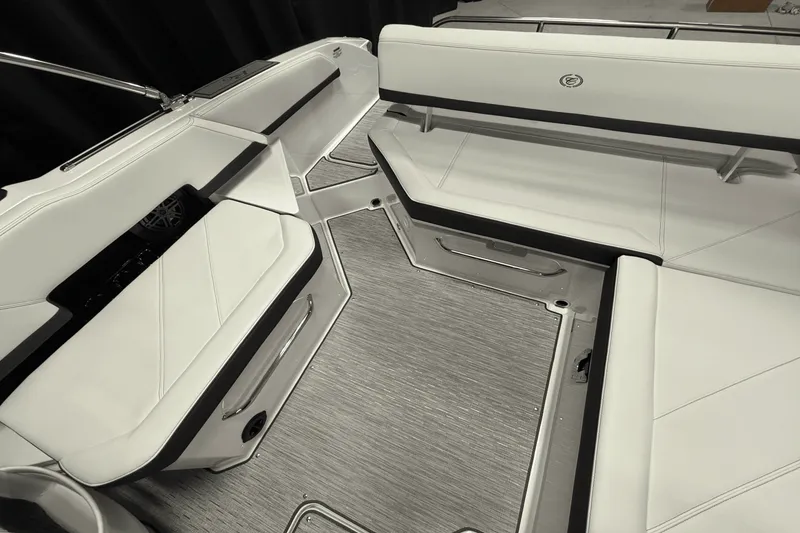 Slide: The Image of Cobalt R6 2025 - 20