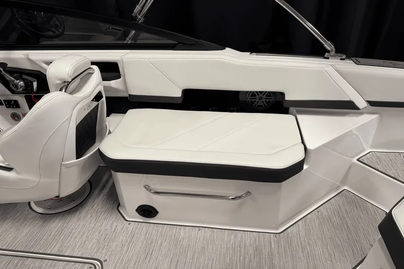 Slide: The Image of Cobalt R6 2025 - 25