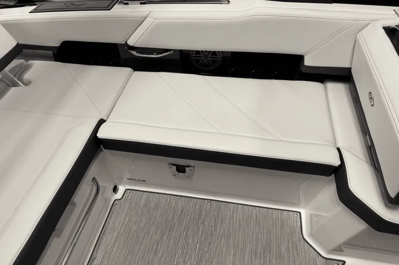 Slide: The Image of Cobalt R6 2025 - 31