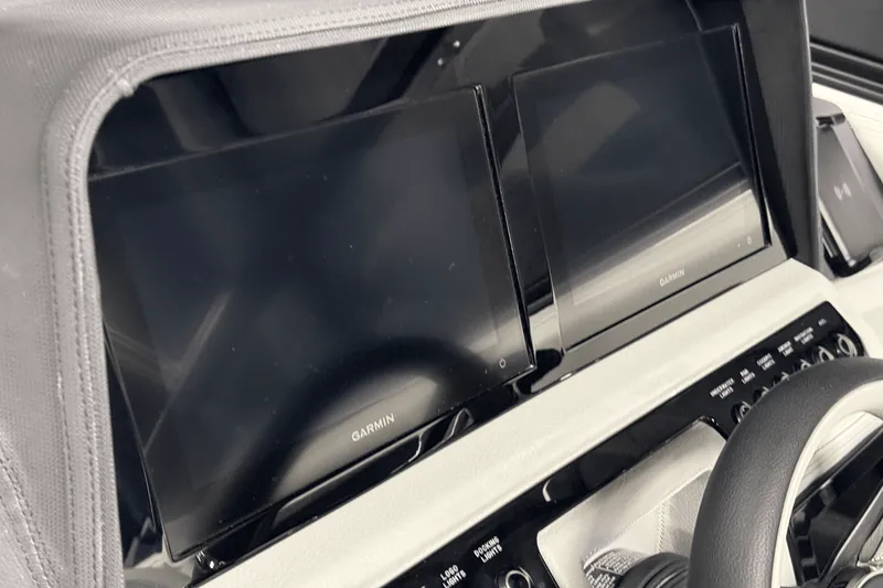 Slide: The Image of Cobalt R6 2025 - 70