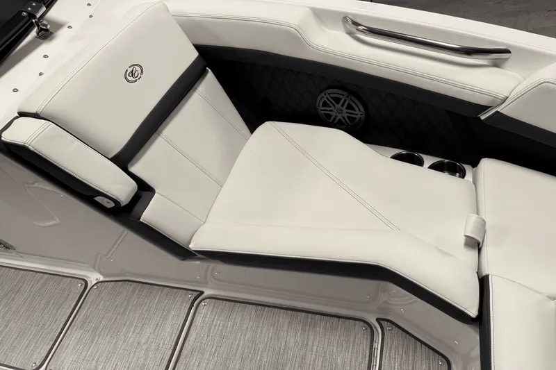 Slide: The Image of Cobalt R6 2025 - 85