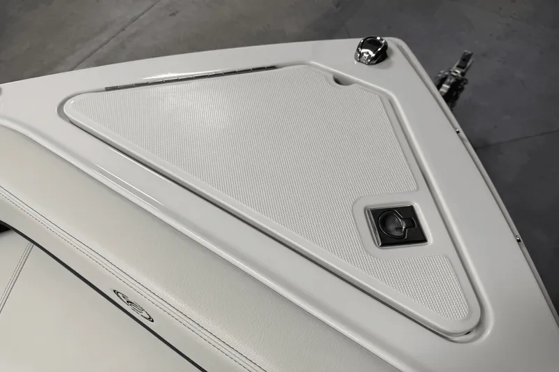 Slide: The Image of Cobalt R6 2025 - 90