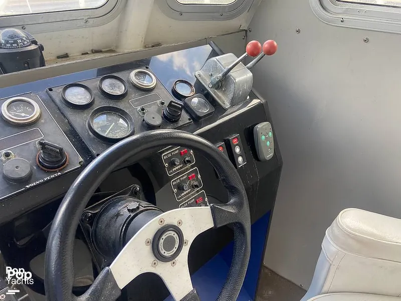 Slide: The Image of Munson 32 1986 - 13247901