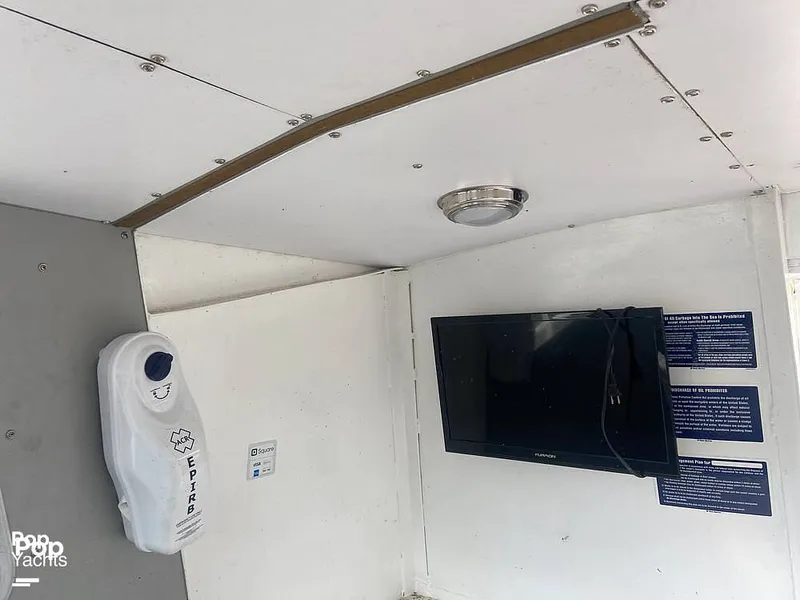 Slide: The Image of Munson 32 1986 - 13247904