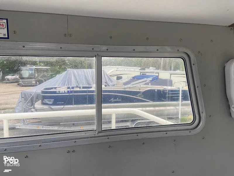 Slide: The Image of Munson 32 1986 - 13247905