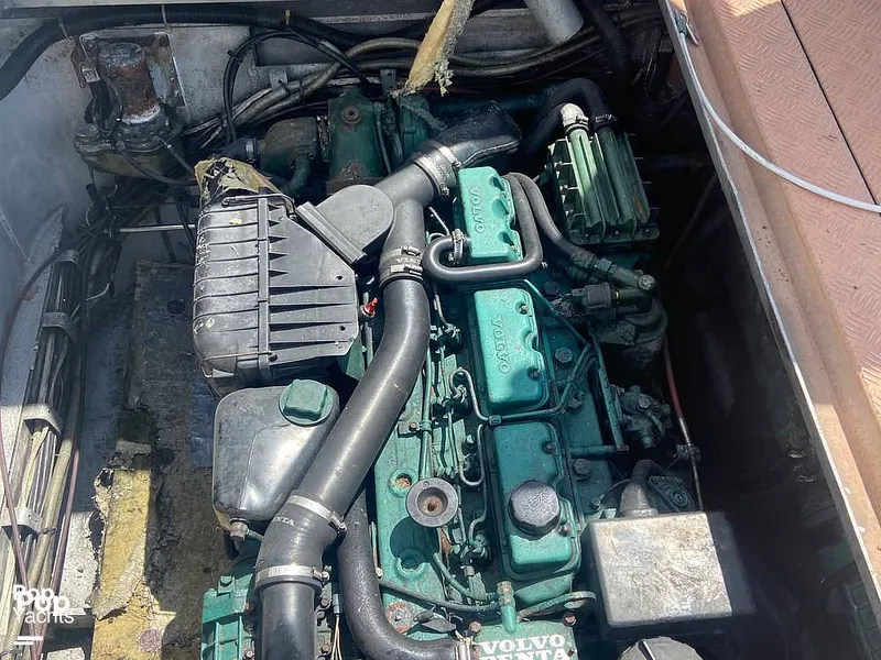 Slide: The Image of Munson 32 1986 - 13247919