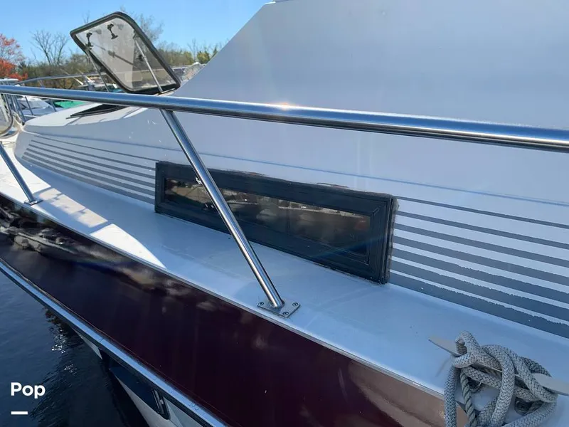 Slide: The Image of Cruisers Yachts Esprit 337 1986 - 13283603