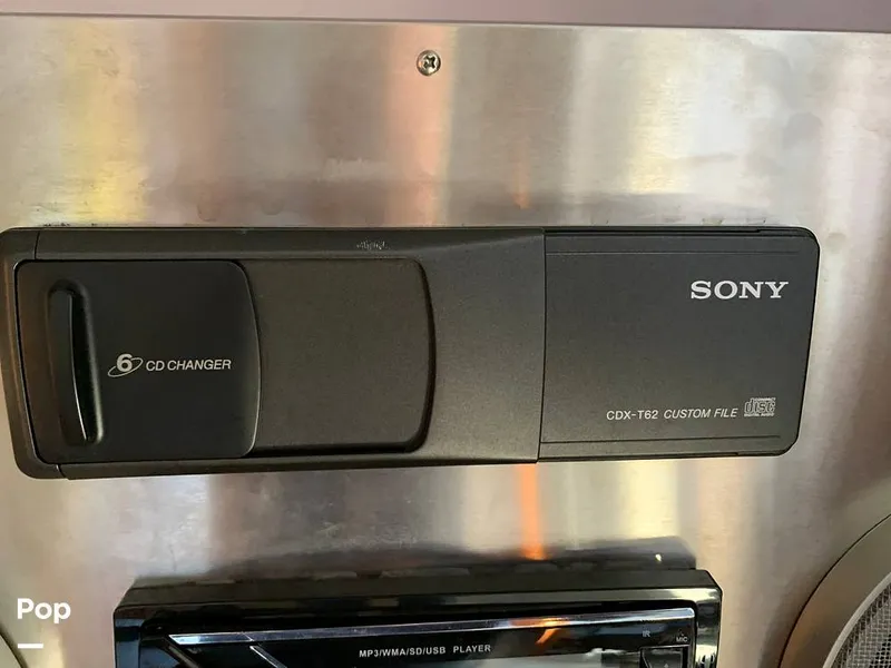 Slide: The Image of Cruisers Yachts Esprit 337 1986 - 13283662