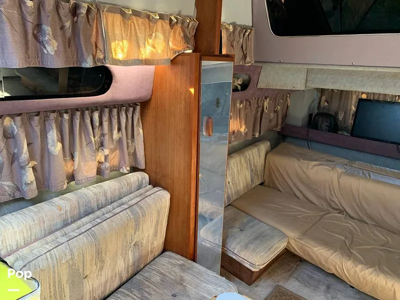 Slide: The Image of Cruisers Yachts Esprit 337 1986 - 13283694