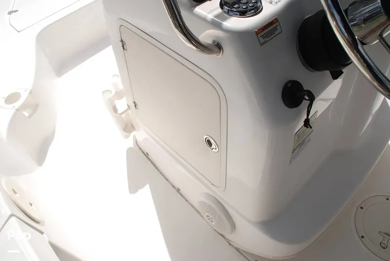 Slide: The Image of Boston Whaler 190 Outrage 2008 - 13283298