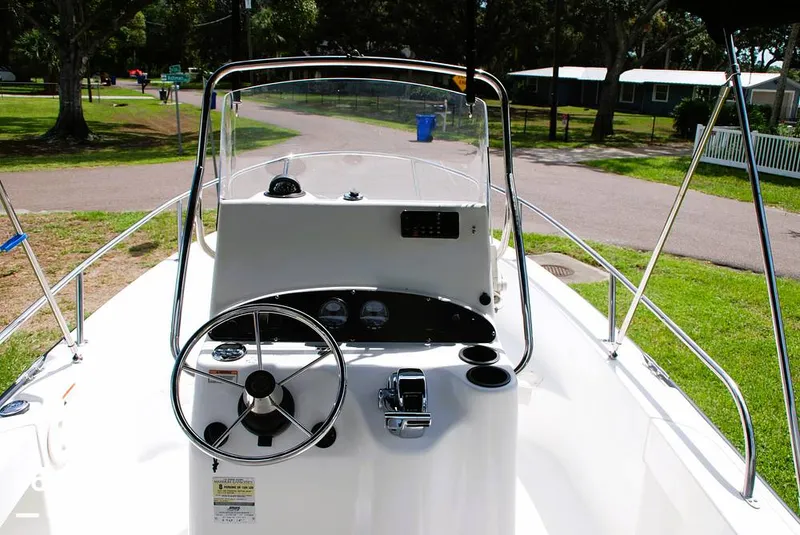 Slide: The Image of Boston Whaler 190 Outrage 2008 - 13283311