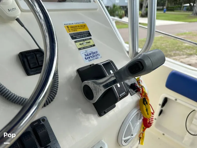 Slide: The Image of Key Largo 210WI Center Console 2014 - 13294319