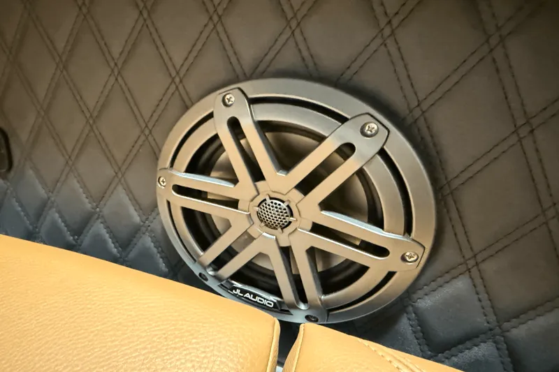 Slide: The Image of Cobalt R8 2025 - 108