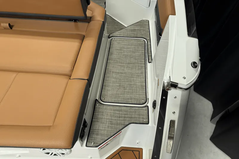 Slide: The Image of Cobalt R8 2025 - 24