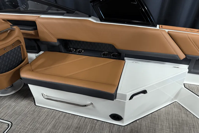 Slide: The Image of Cobalt R8 2025 - 37