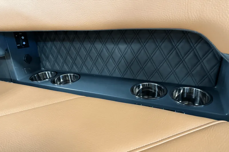 Slide: The Image of Cobalt R8 2025 - 41