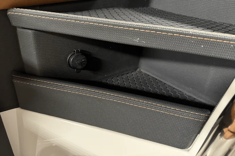 Slide: The Image of Cobalt R8 2025 - 61