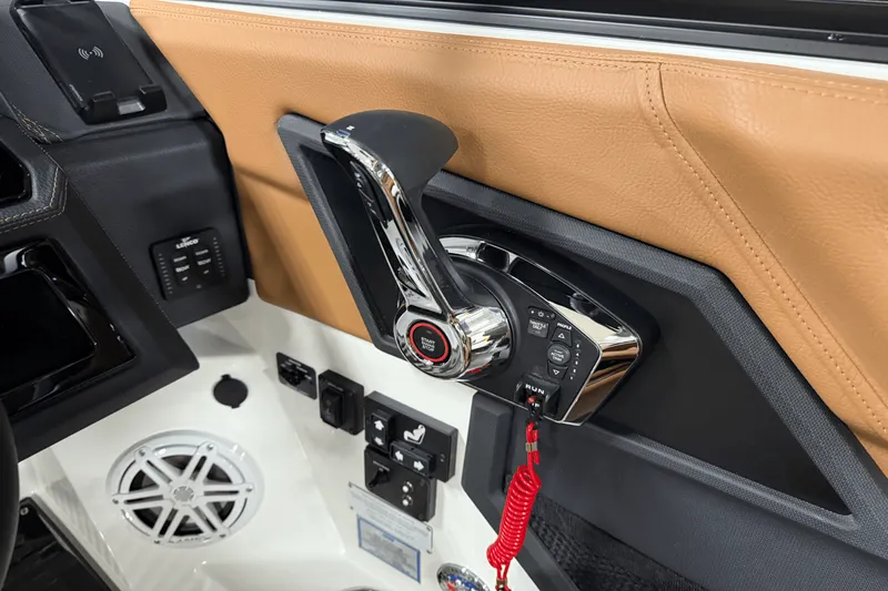 Slide: The Image of Cobalt R8 2025 - 75