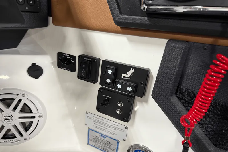 Slide: The Image of Cobalt R8 2025 - 76