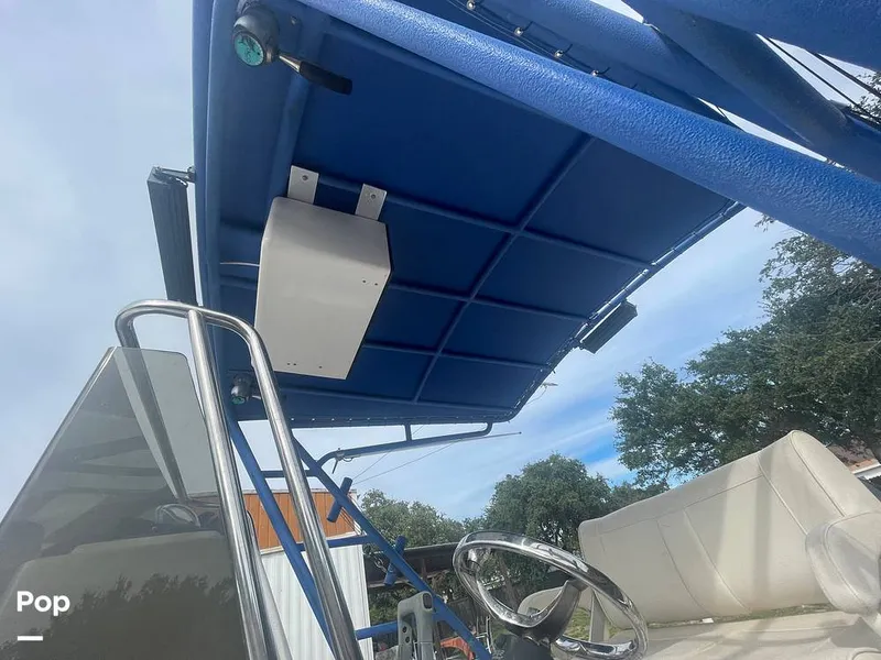 Slide: The Image of T-top/glove Box - 13330845