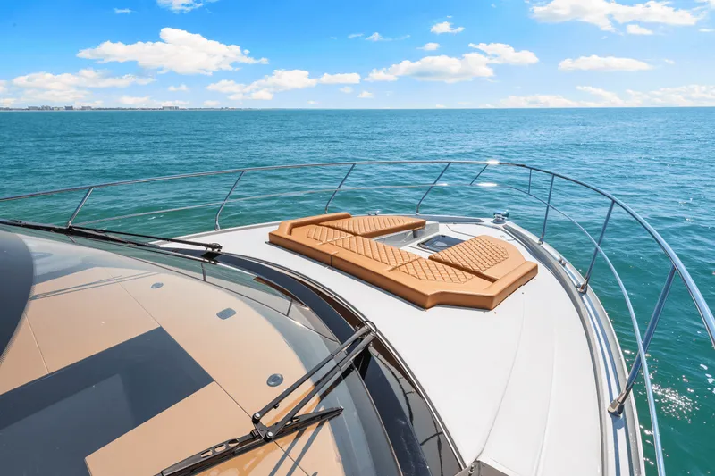 Slide: The Image of Cruisers Yachts 46 Cantius 2025 - 13