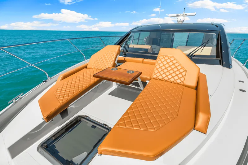 Slide: The Image of Cruisers Yachts 46 Cantius 2025 - 16