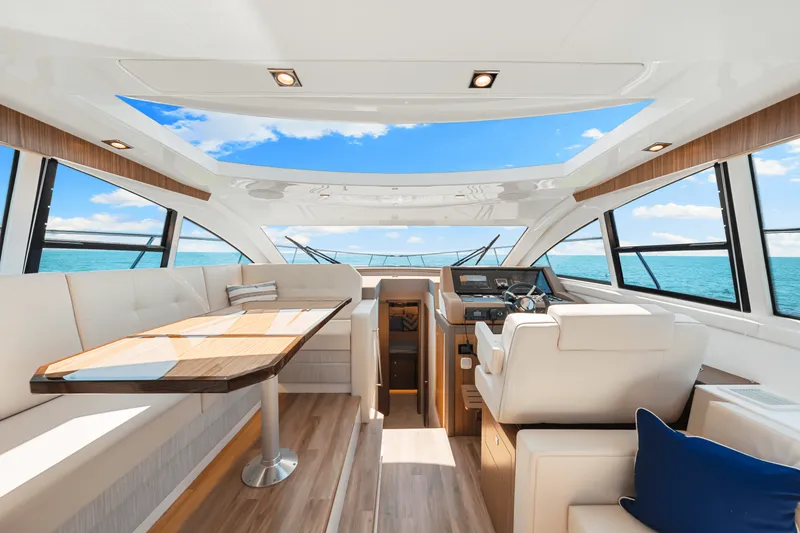 Slide: The Image of Cruisers Yachts 46 Cantius 2025 - 20