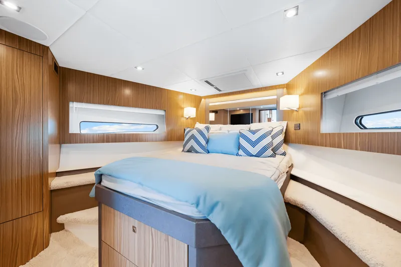 Slide: The Image of Cruisers Yachts 46 Cantius 2025 - 60