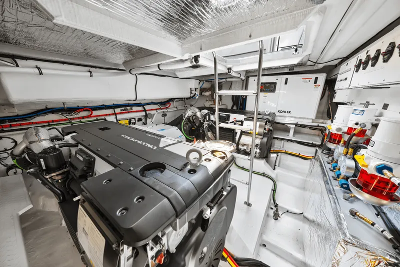 Slide: The Image of Cruisers Yachts 46 Cantius 2025 - 73