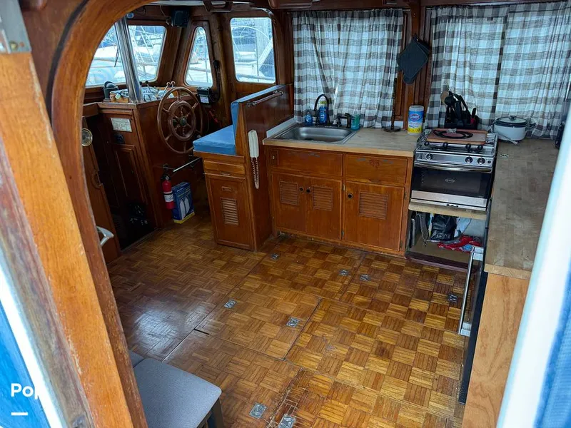 Slide: The Image of Marine Trader 40 Double Cabin 1977 - 15517255