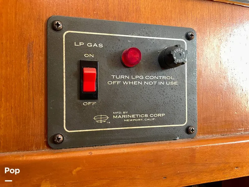 Slide: The Image of Marine Trader 40 Double Cabin 1977 - 13324510