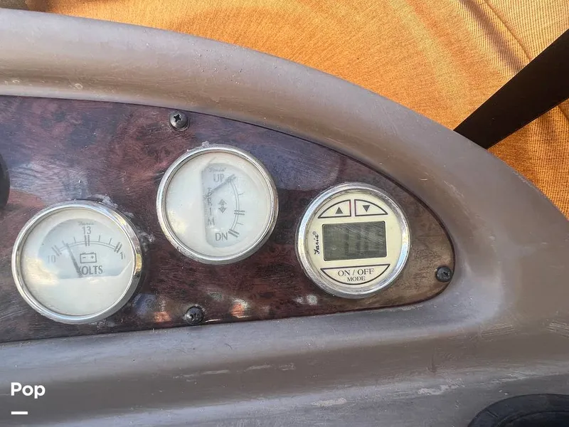 Slide: The Image of Depth Finder (in Dash) - 13330615