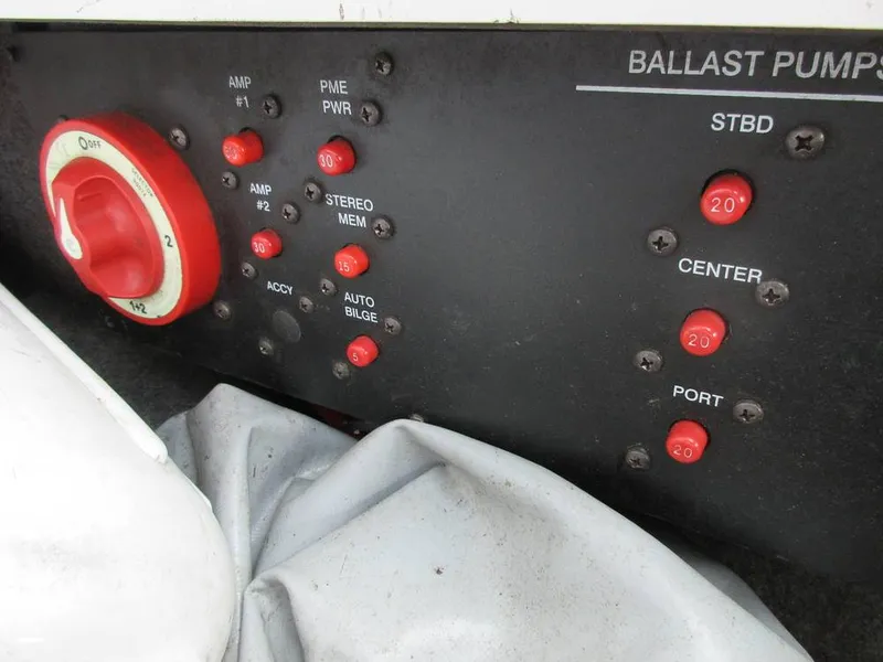 Slide: The Image of Correct Craft Air Nautique SV-211 Team Edition 2006 - 13359884